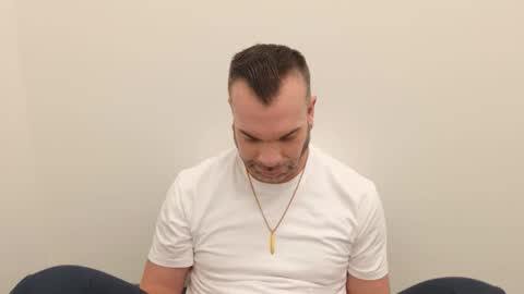 Snapshot of ty_lerdavid chatting on 11.03.25 TylerDavid online show from 11.03.25