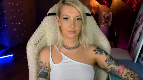 Miley online show from 04.18.26