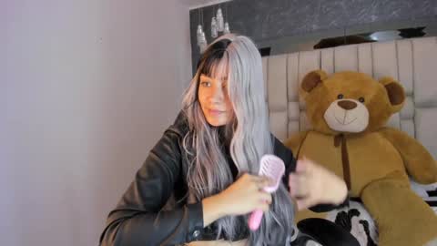  TYLA  online show from 01.12.25