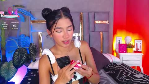 tyla_ks online show from 12.19.25