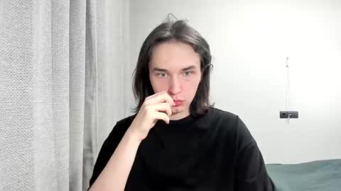 Snapshot of tyler__johnson chatting on 01.08.25 Tyler johnson online show from 01.08.25