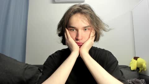 Snapshot of tyler__johnson chatting on 02.04.25 Tyler johnson online show from 02.04.25