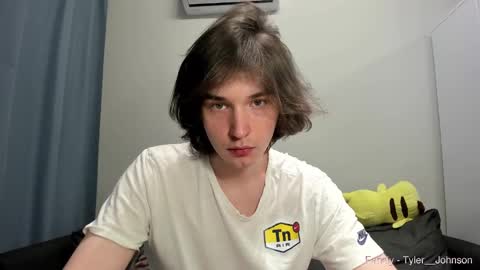 Snapshot of tyler__johnson chatting on 02.04.25 Tyler johnson online show from 02.04.25
