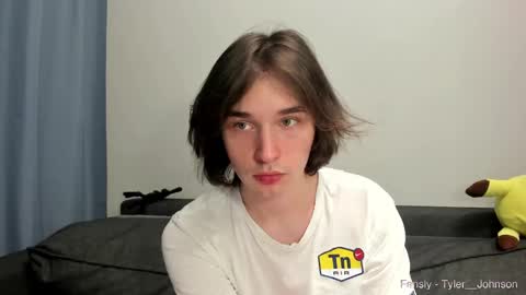 Snapshot of tyler__johnson chatting on 02.05.25 Tyler johnson online show from 02.05.25
