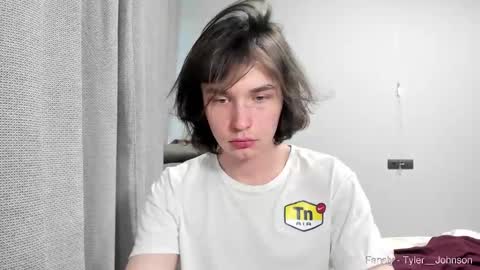 Snapshot of tyler__johnson chatting on 02.05.25 Tyler johnson online show from 02.05.25