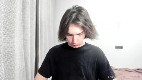 Snapshot of tyler__johnson chatting on 02.10.25 Tyler johnson online show from 02.10.25