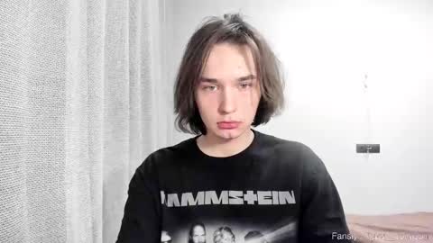 Snapshot of tyler__johnson chatting on 02.11.25 Tyler johnson online show from 02.11.25