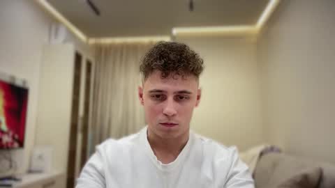 Snapshot of tyler_garrner chatting on 11.05.25 tyler_garrner online show from 11.05.25