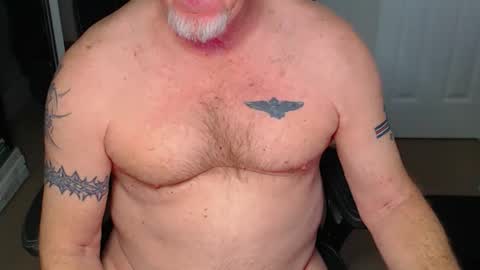 Snapshot of tyler_hott chatting on 04.01.26 Tyler Hott...In Your Bedroom... online show from 04.01.26