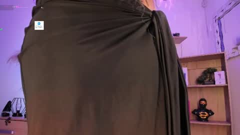 tylla__ online show from 06.14.26