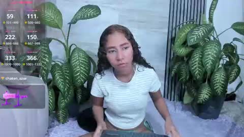 Snapshot of tyra_pettite chatting on 07.23.26 tyra_pettite online show from 07.23.26