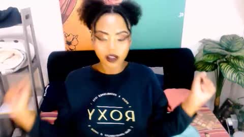 Snapshot of tyrabangz chatting on 06.09.26 Tyra online show from 06.09.26