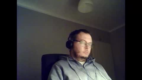 Snapshot of tyradi1991 chatting on 01.01.25 tyradi1991 online show from 01.01.25