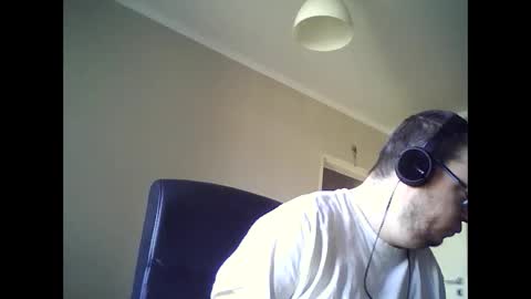 Snapshot of tyradi1991 chatting on 03.07.25 tyradi1991 online show from 03.07.25