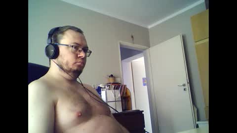 Snapshot of tyradi1991 chatting on 03.12.25 tyradi1991 online show from 03.12.25