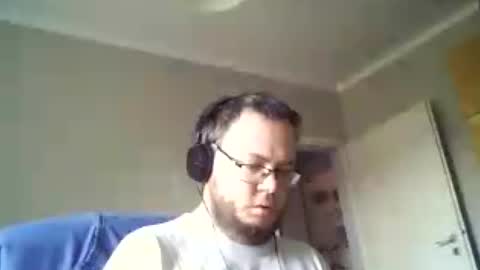 Snapshot of tyradi1991 chatting on 07.18.26 tyradi1991 online show from 07.18.26