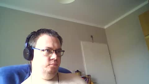 Snapshot of tyradi1991 chatting on 07.26.26 tyradi1991 online show from 07.26.26