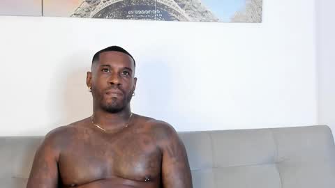 Snapshot of tyron_rulers chatting on 10.10.25 Dvid Rullers online show from 10.10.25