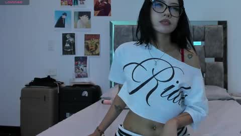 u4e megs online show from 04.21.26