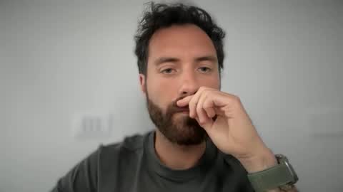Snapshot of uasabi91 chatting on 05.06.26 beard123 online show from 05.06.26