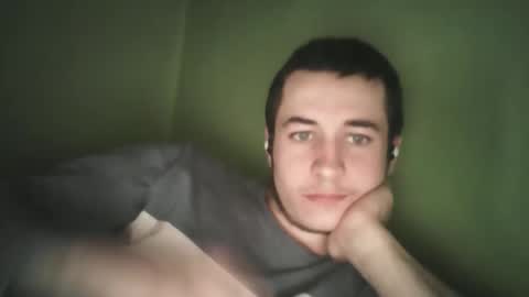 Snapshot of ubi_needra chatting on 10.25.25 ubi online show from 10.25.25