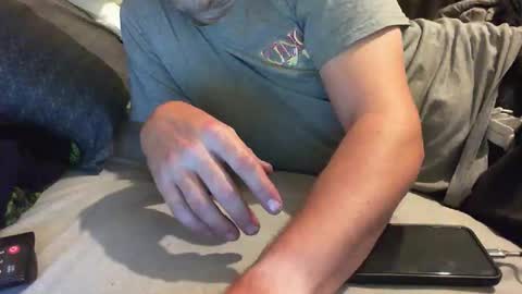 Snapshot of ucanwatchmeaus chatting on 02.19.26 UcanwatchmeAUS online show from 02.19.26