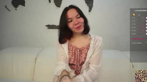 Lili online show from 02.28.25