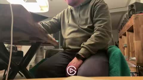 ueberdruck01 online show from 01.19.26