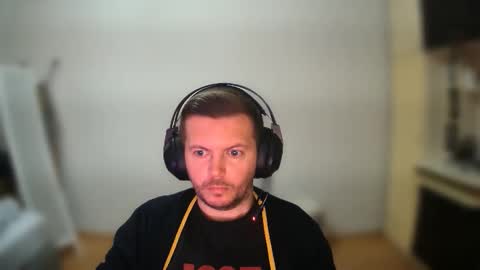 Snapshot of ugurr90 chatting on 11.13.25 ugurr90 online show from 11.13.25