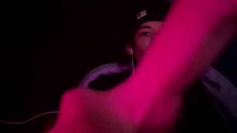 Snapshot of uhdummy chatting on 12.25.24 snap mixedaddyx ig drexdummy online show from 12.25.24