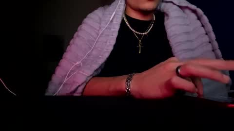 Snapshot of uhdummy chatting on 01.10.25 snap mixedaddyx ig drexdummy online show from 01.10.25