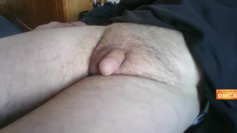 Hairy UK guy online show from 01.06.25