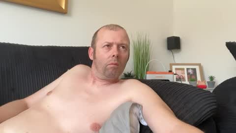 Snapshot of ukmatty3 chatting on 07.17.26 ukmatty3 online show from 07.17.26