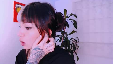 Martina online show from 10.18.25