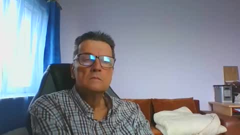 ulmeni4 online show from 11.28.25