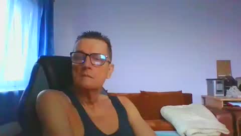 ulmeni7 online show from 12.14.25