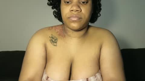 Snapshot of ulovechanel chatting on 03.09.25 Chanel online show from 03.09.25