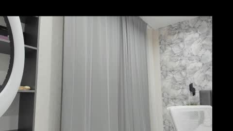 Melena online show from 11.11.25