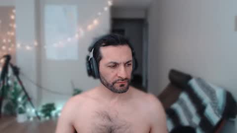 Snapshot of ultratoaster chatting on 01.11.25 ultratoaster online show from 01.11.25