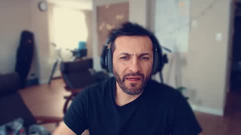 Snapshot of ultratoaster chatting on 02.06.25 ultratoaster online show from 02.06.25