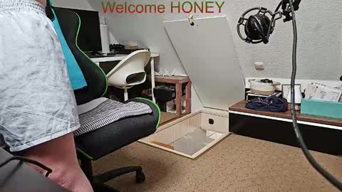 Mr.  Mrs. Smith online show from 02.22.26