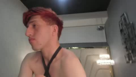 Un Slutty online show from 12.21.24