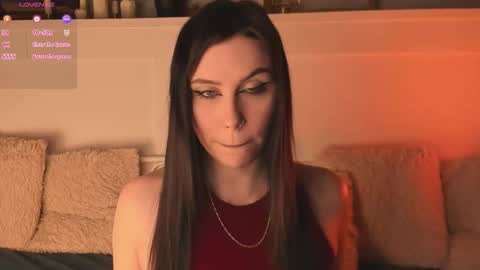 Una  online show from 02.25.26