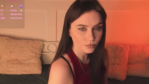 Una  online show from 02.26.26