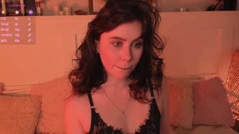 Una  online show from 03.26.26