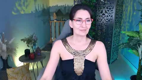 UnaTera online show from 11.10.25