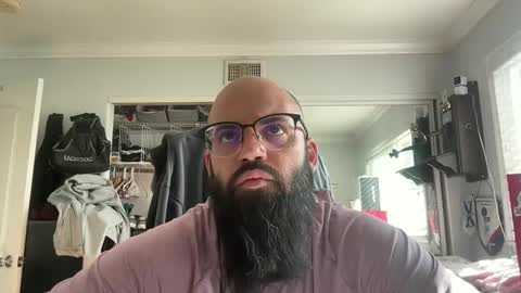 uncutbeard129840 online show from 10.27.25