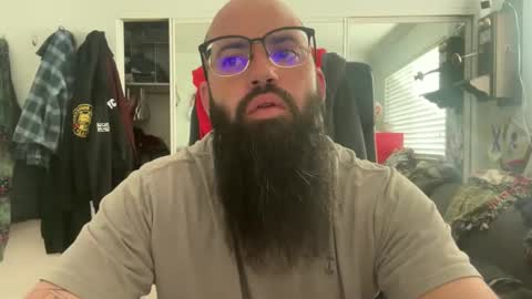 uncutbeard129840 online show from 02.12.26