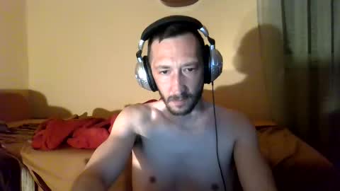 Snapshot of underguy19 chatting on 05.14.26 underguy19 online show from 05.14.26