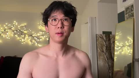 Snapshot of unhingedwang chatting on 11.02.25 wang online show from 11.02.25